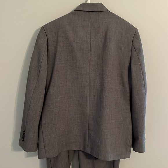Chaps boys gray suit - size 8. - Picture 8 of 8
